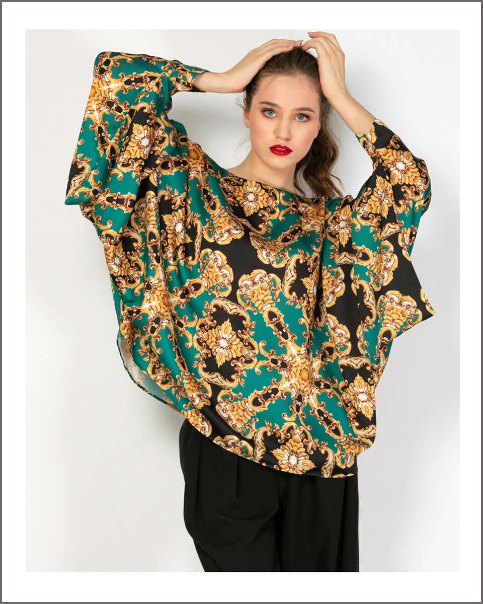 Εμπριμέ μπλούζα με γιαπωνέζικο κόψιμο