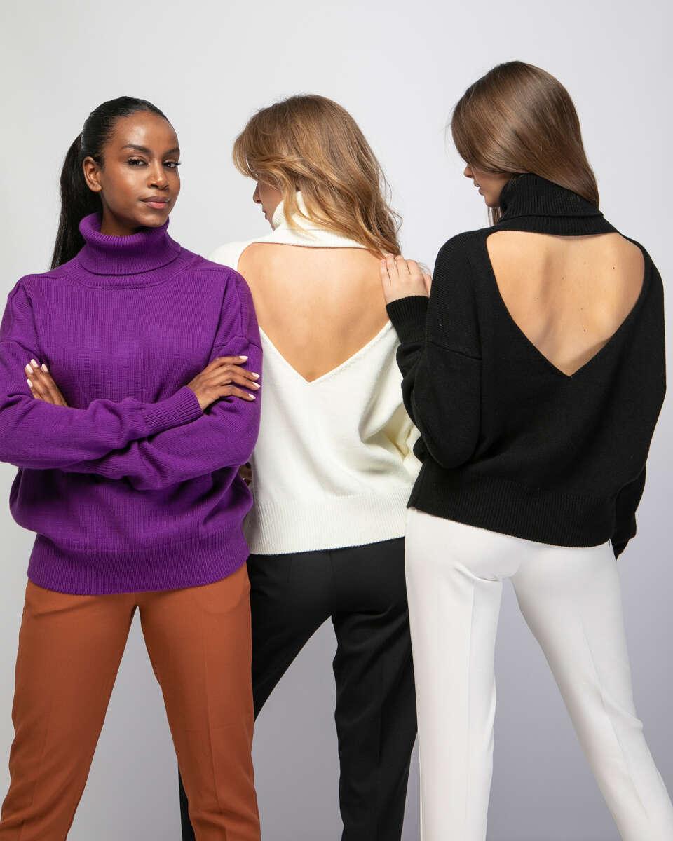 Πλεκτή μπλούζα ζιβάγκο με ανοιχτό σχήμα καρδιάς στην πλάτη. Τρία χρώματα.